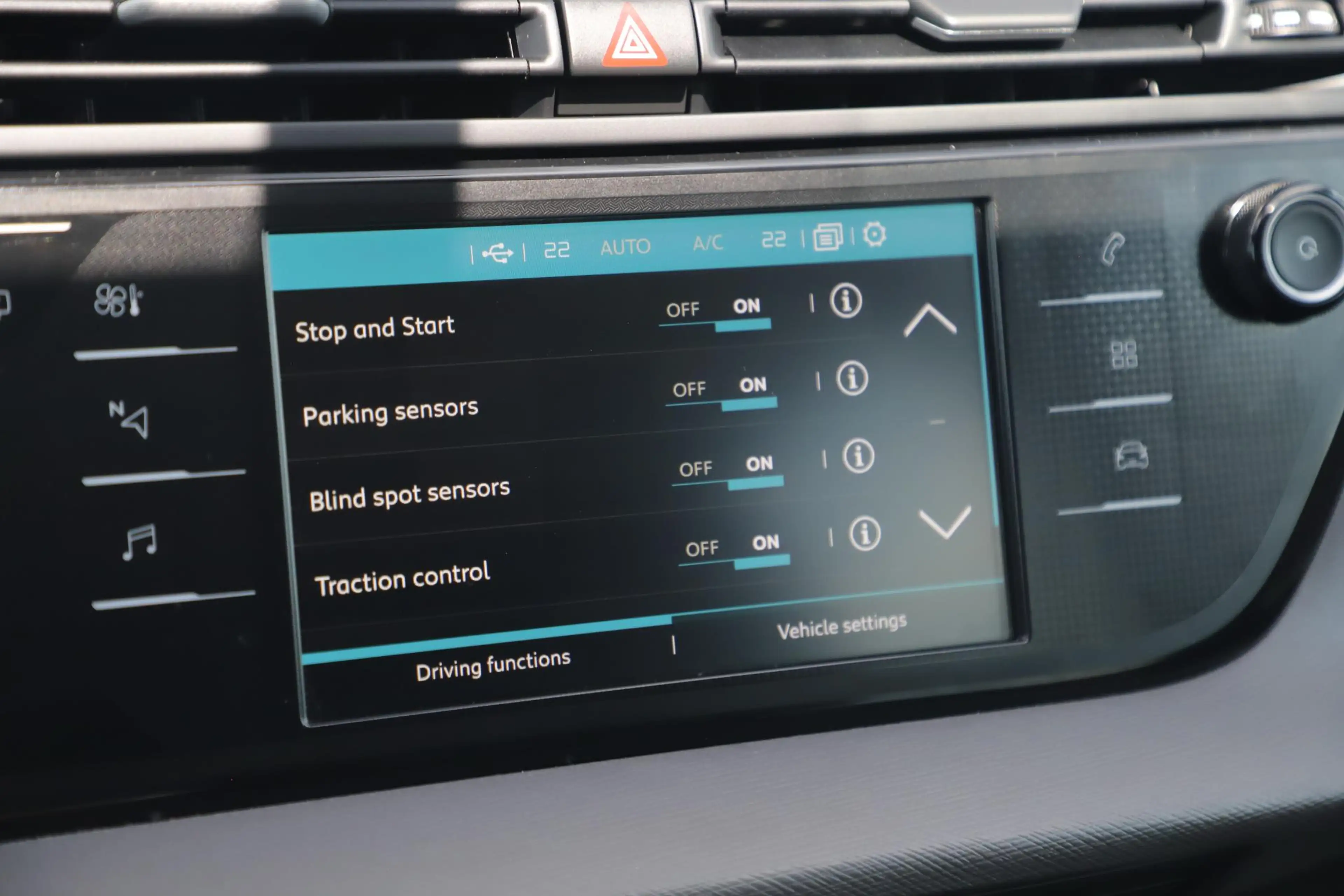 Citroen Grand C4 SpaceTourer 1.2 PureTech Business 7p 7 Persoons Navigatie Acht — photo 22