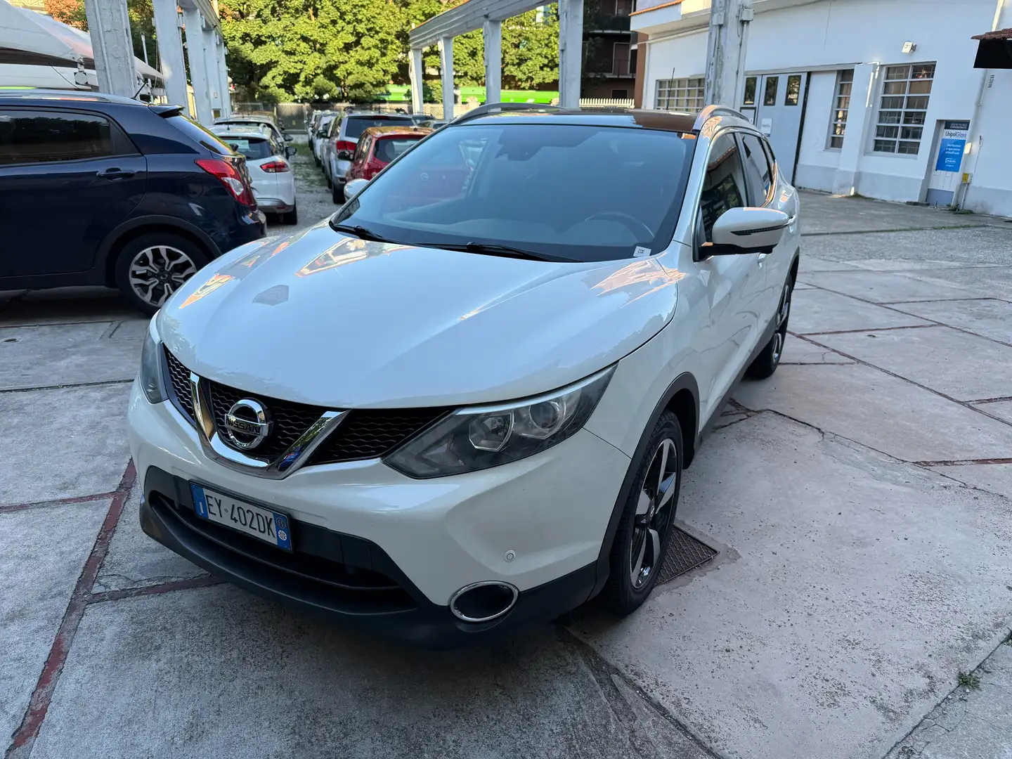 Nissan Qashqai Qashqai II 2014 1.2 dig-t Tekna 115cv Blanc - 1
