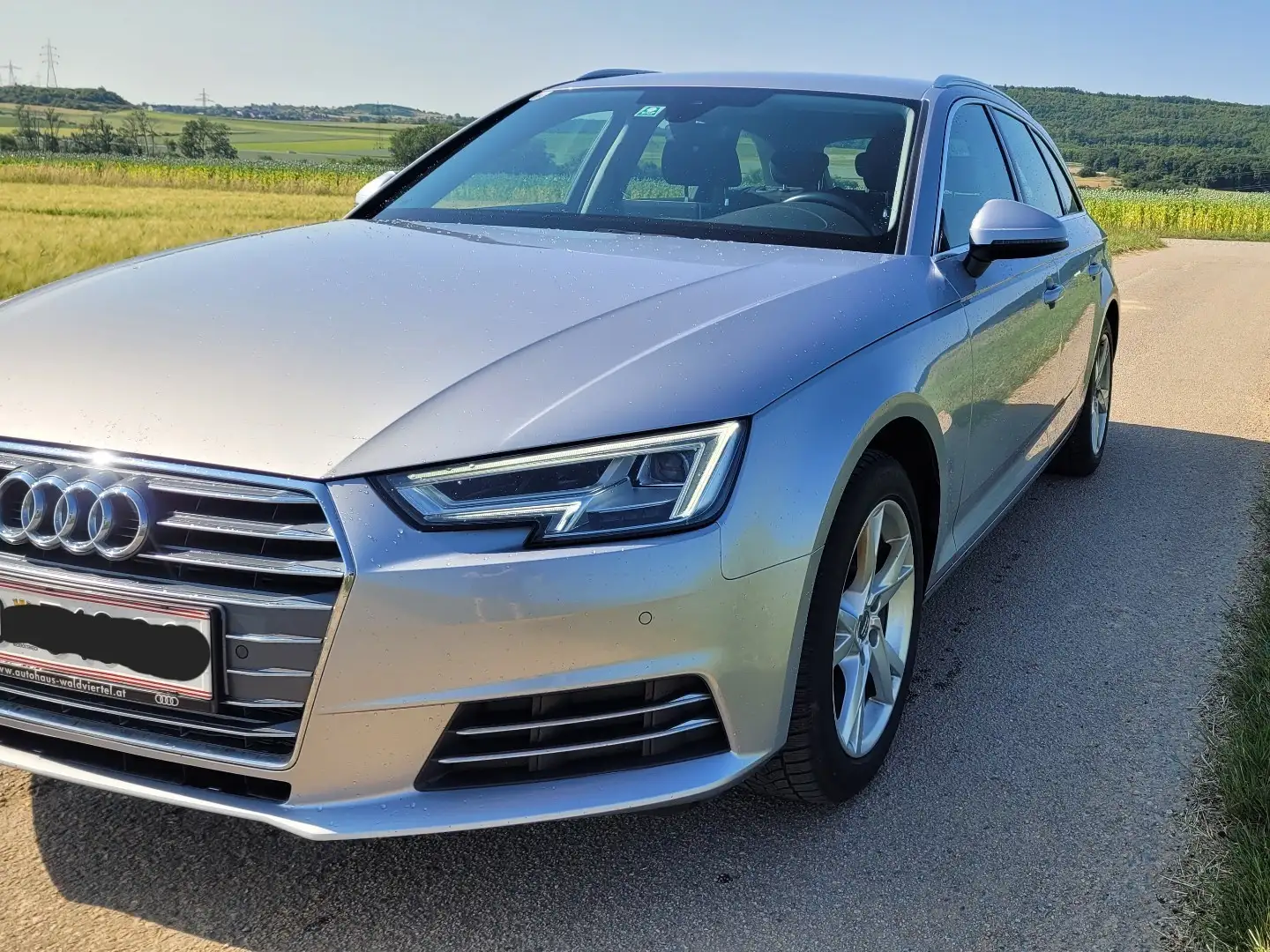 Audi A4 Avant 2,0 TDI Sport S-tronic - 1