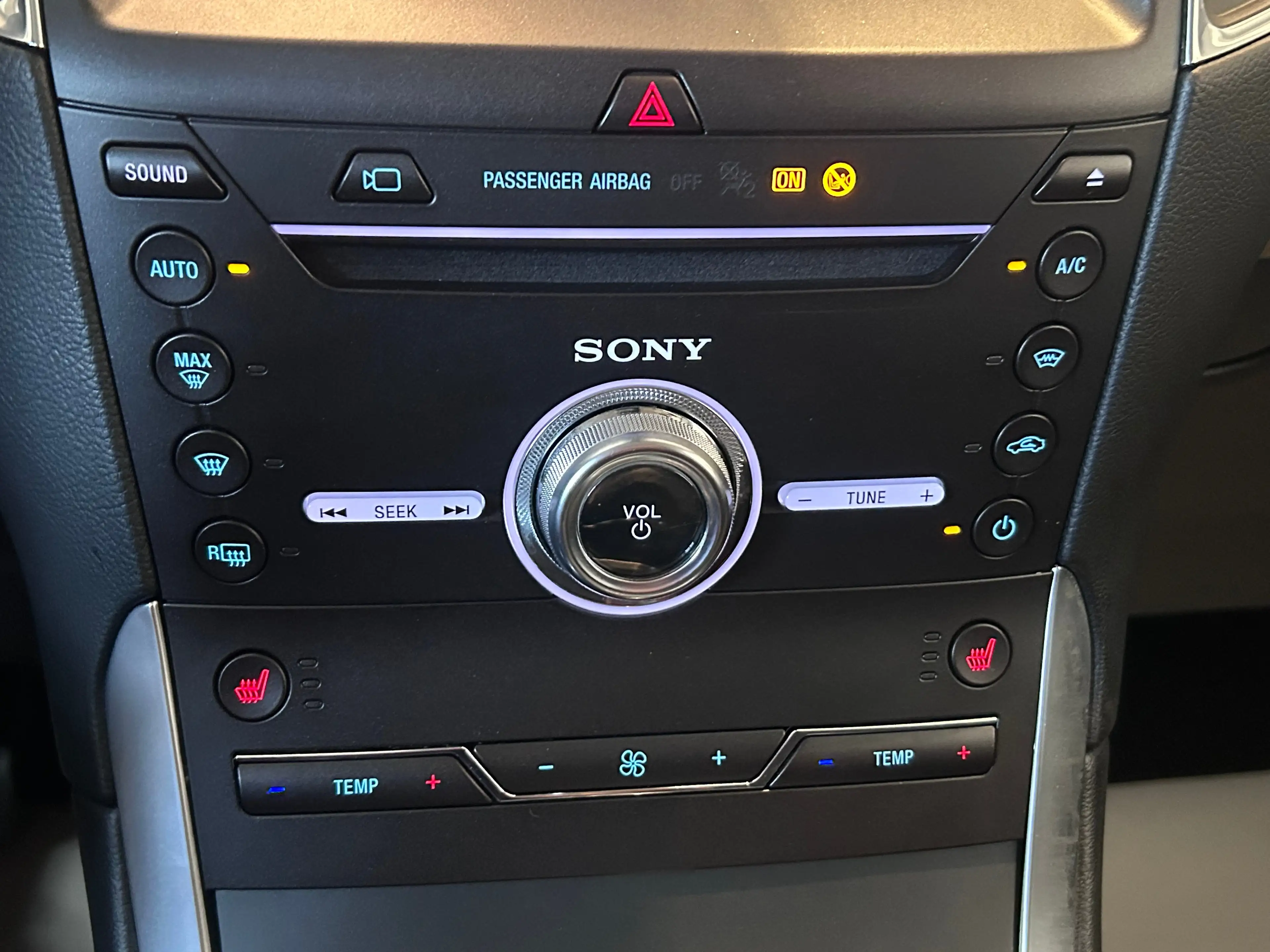 Ford S-Max Titanium AWD — photo 15