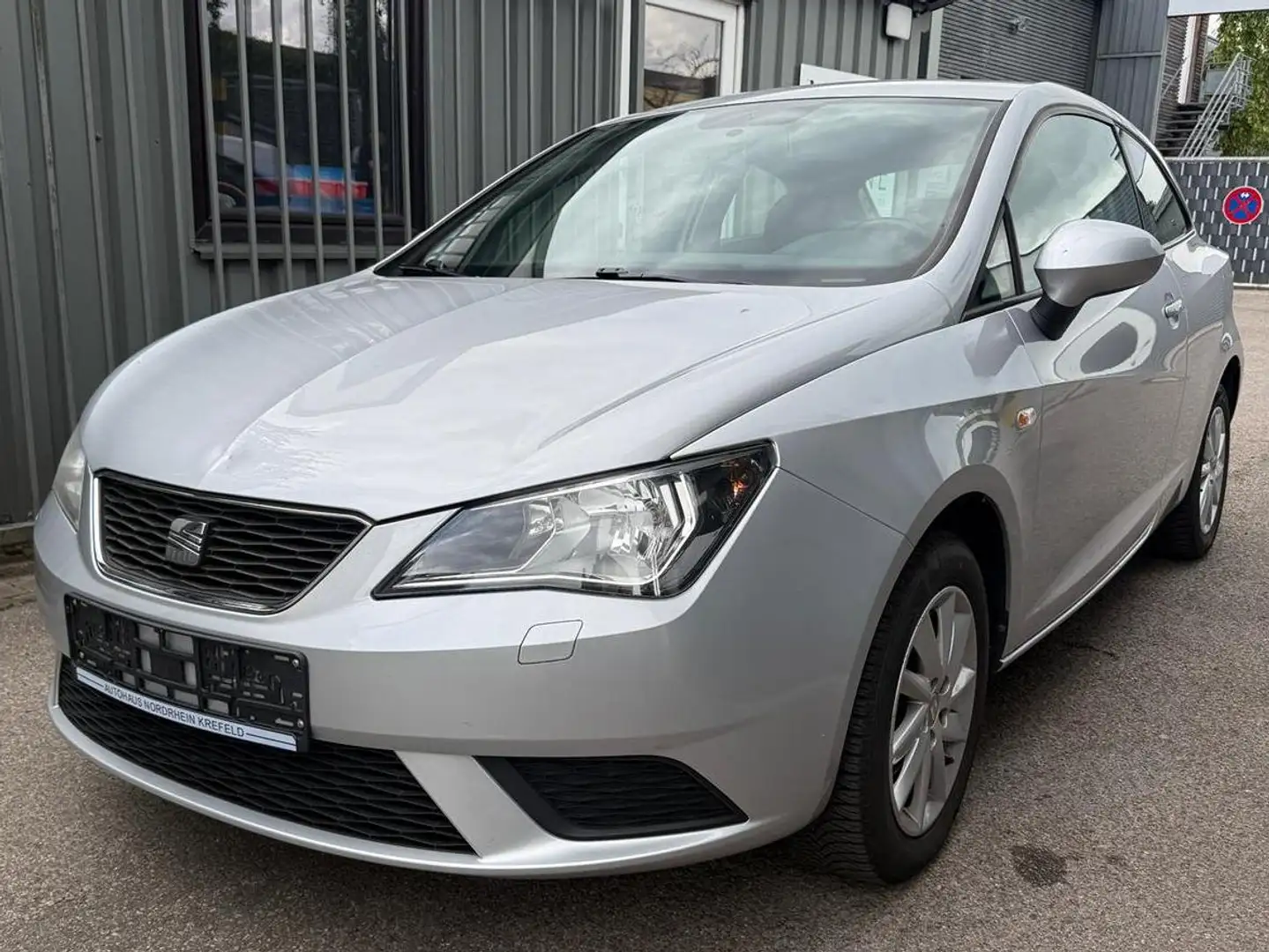 SEAT Ibiza Style Salsa 117.059KM SHZ TÜV 05/26 Grigio - 1