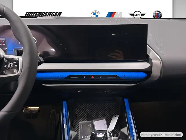 BMW X3 view 8