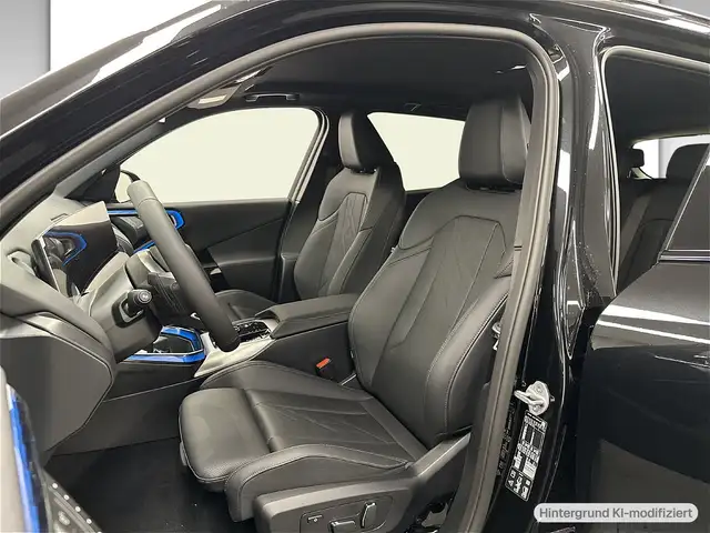 BMW X3 view 10