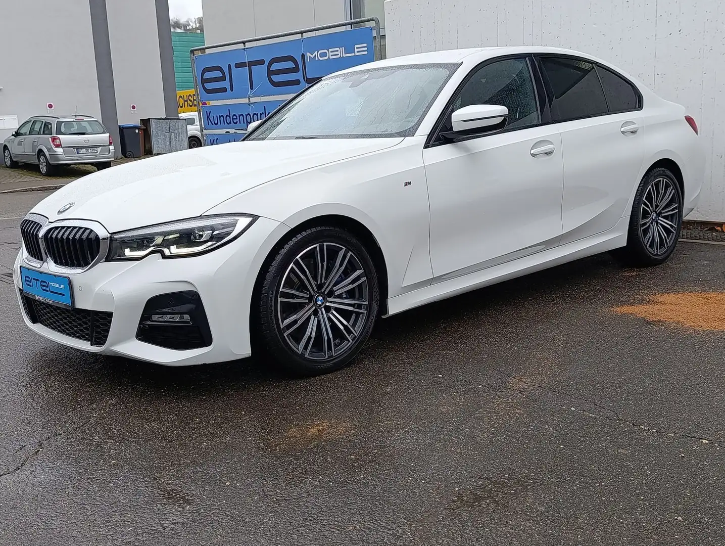 BMW 330 i M Sport Automatik Alcantara LED Navi Blanc - 1