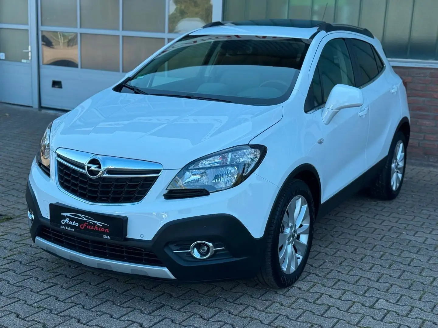 Opel Mokka Automatik 1.HAND 32tkm Scheckheft gepflegt Bianco - 1