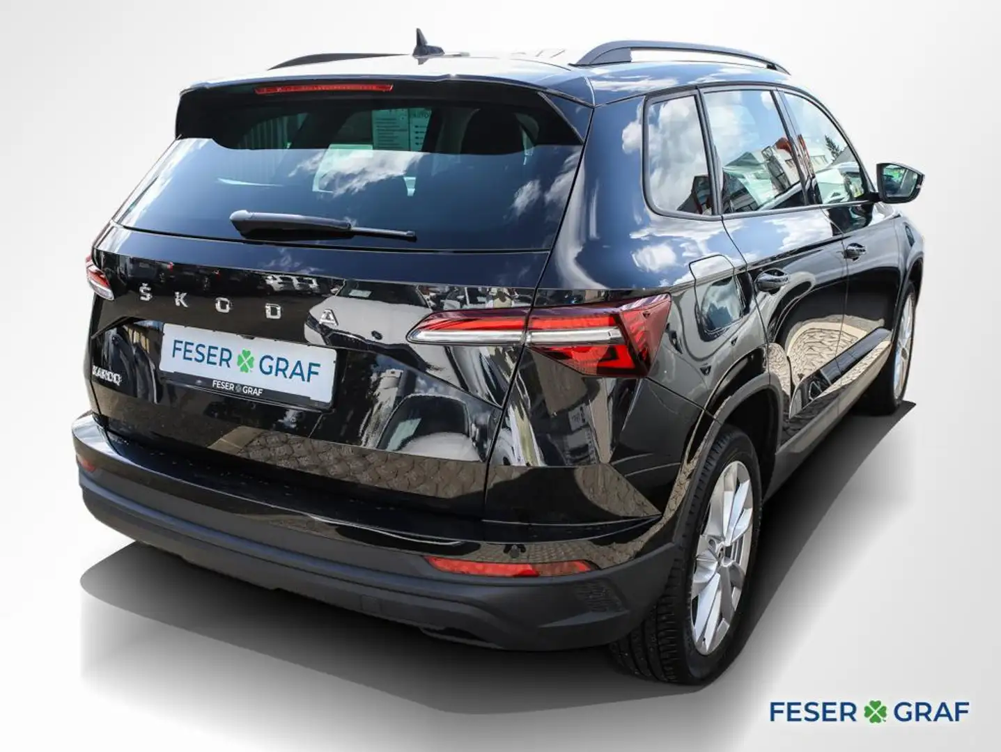Skoda Karoq 2.0 TDI Style AHK Navi Rüka Sitzh. Schwarz - 2