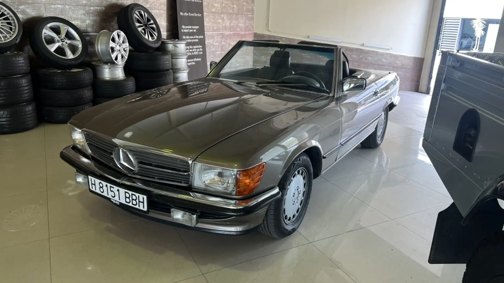 Mercedes-Benz SL 560 Brun - 1