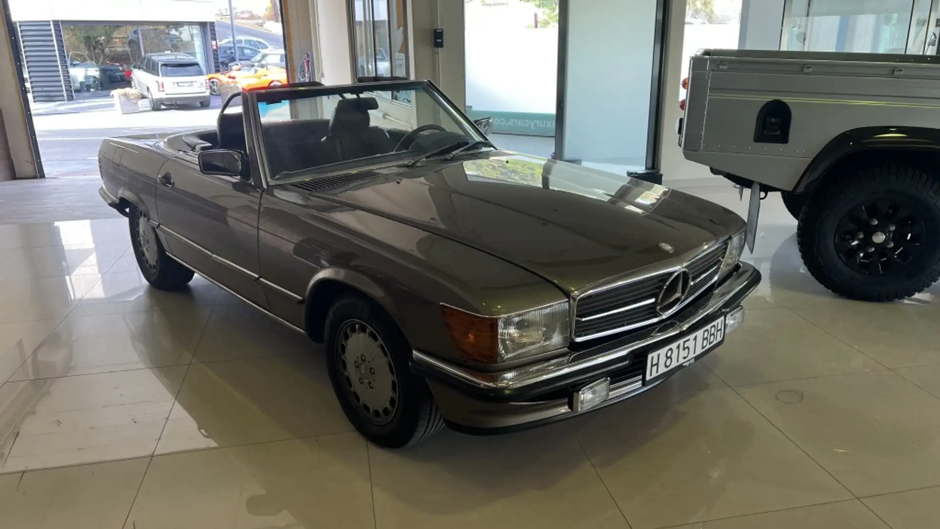 Mercedes-Benz SL 560 Brun - 2
