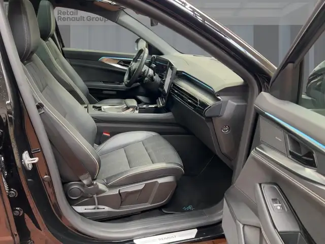 Renault Austral view 8