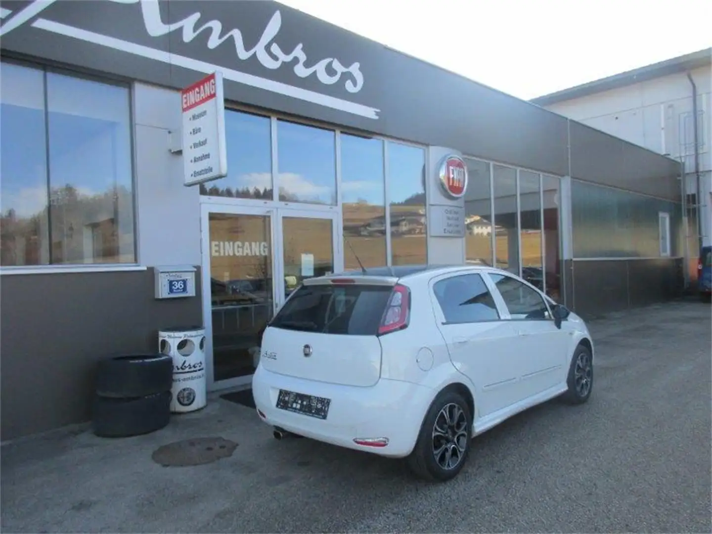 Fiat Punto 1,4 78 Easy Weiß - 2