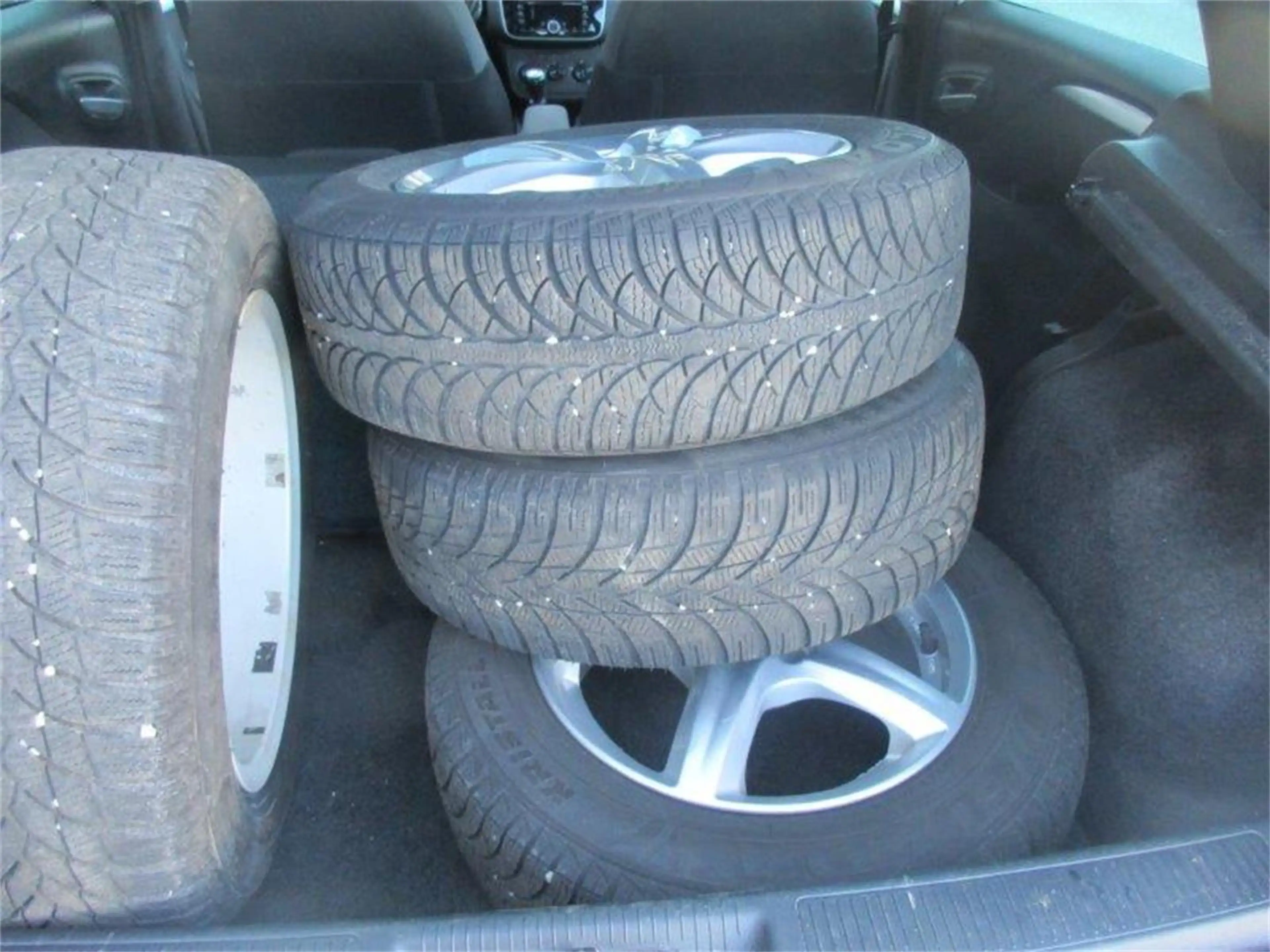 Fiat Punto 1,4 78 Easy — photo 4