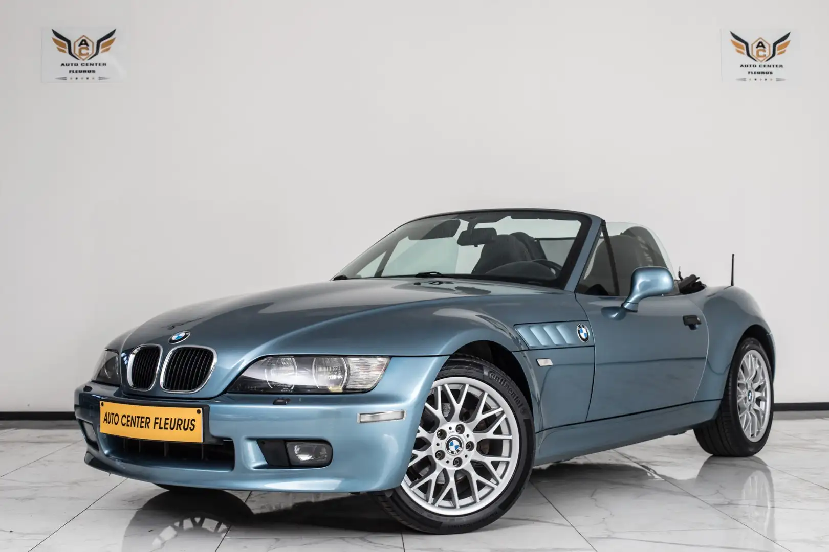 BMW Z3 1.9l Essence / Cabriolet Blauw - 2