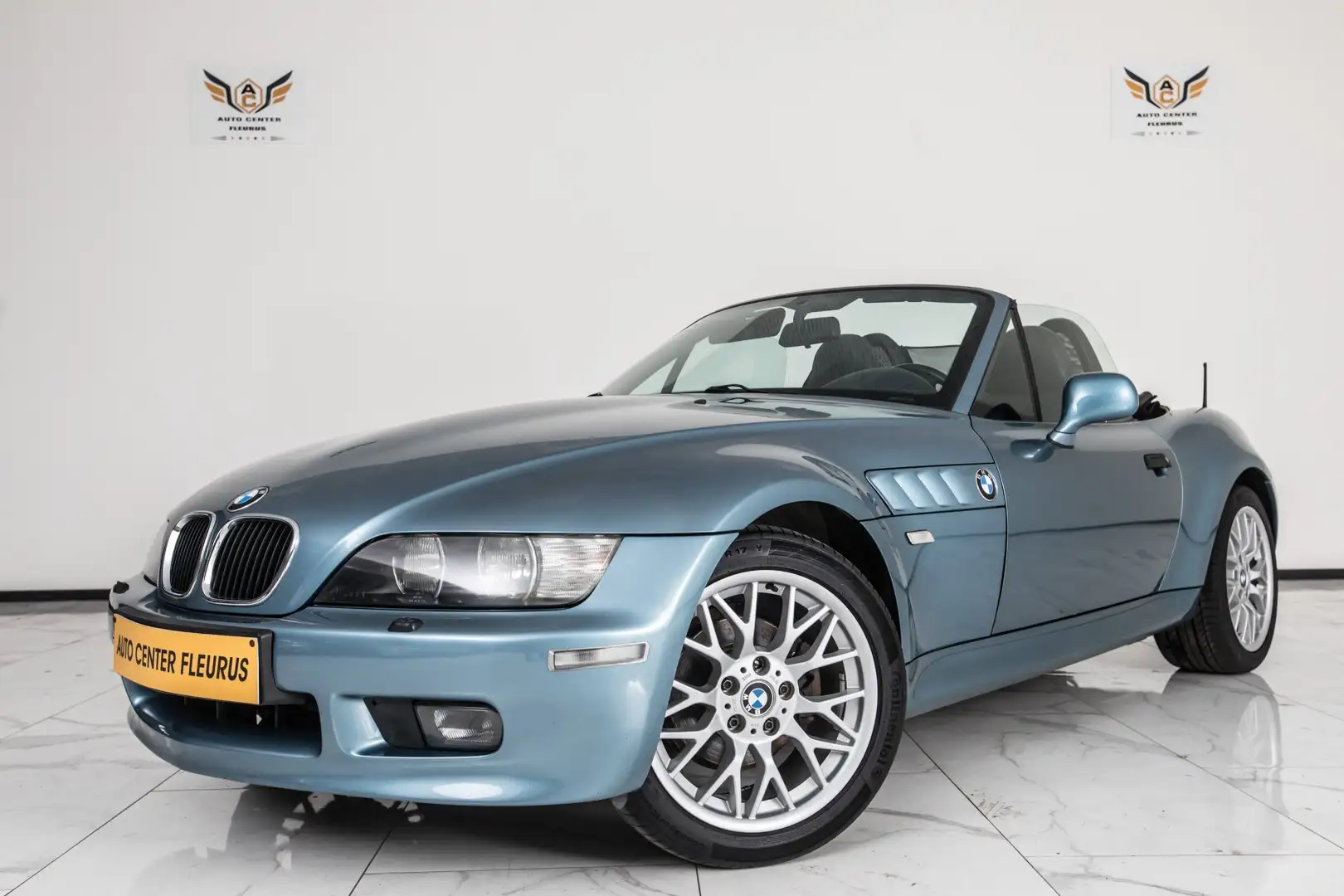 BMW Z3 1.9l Essence / Cabriolet Bleu - 1
