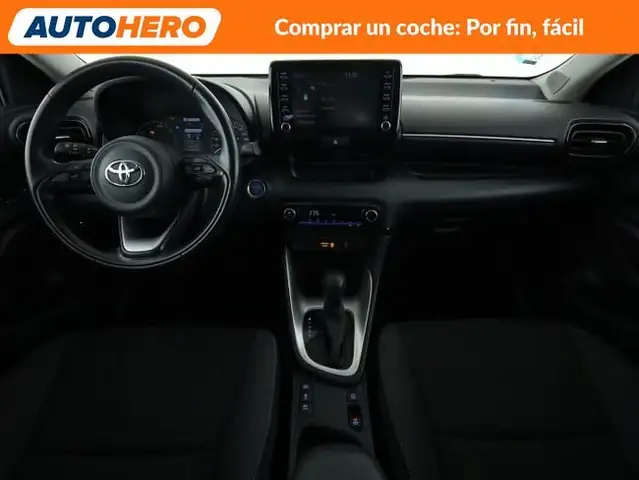 Toyota Yaris view 13