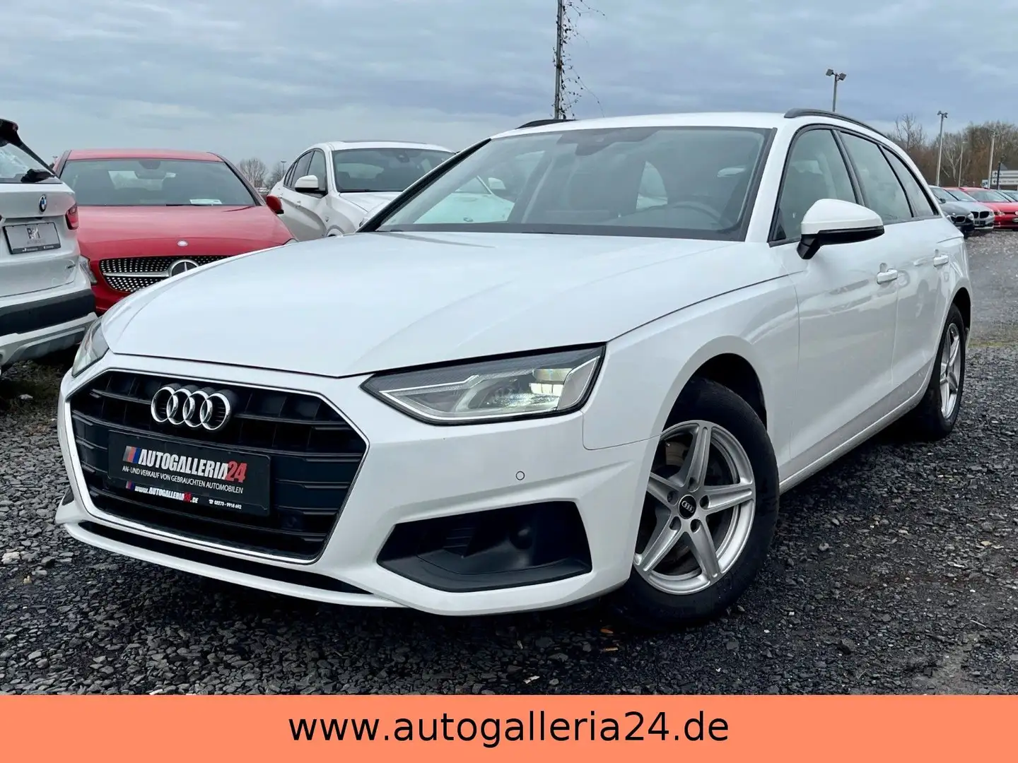 Audi A4 Avant 30 TDI Aut. Navi LED 1.HD AHK SPORTSITZ Weiß - 1