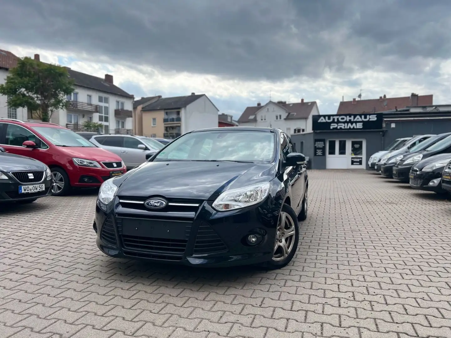 Ford Focus Lim. Sync Edition+2. HAND+PDC+SHZ+ALU+TEMP Zwart - 2