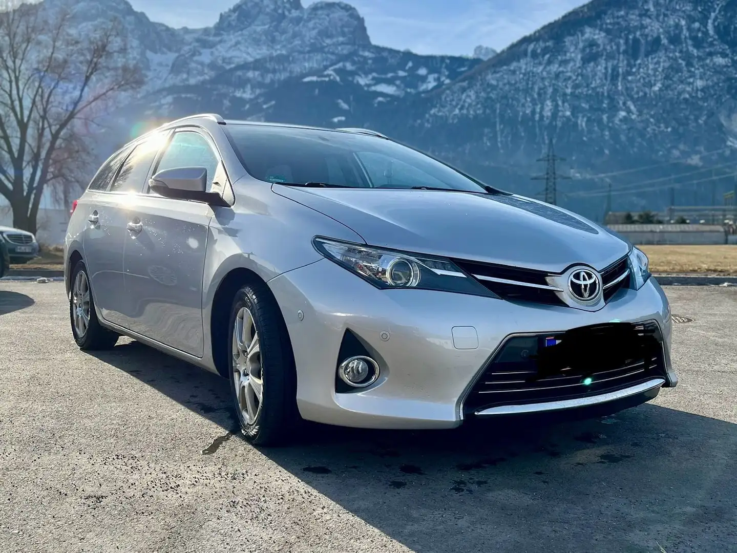 Toyota Auris Auris TS 2,0 D-4D Lounge Lounge Silber - 1