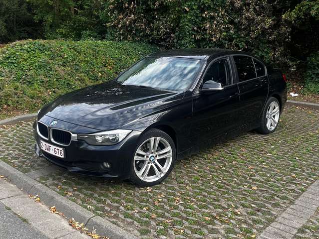 BMW 318 Gran Turismo