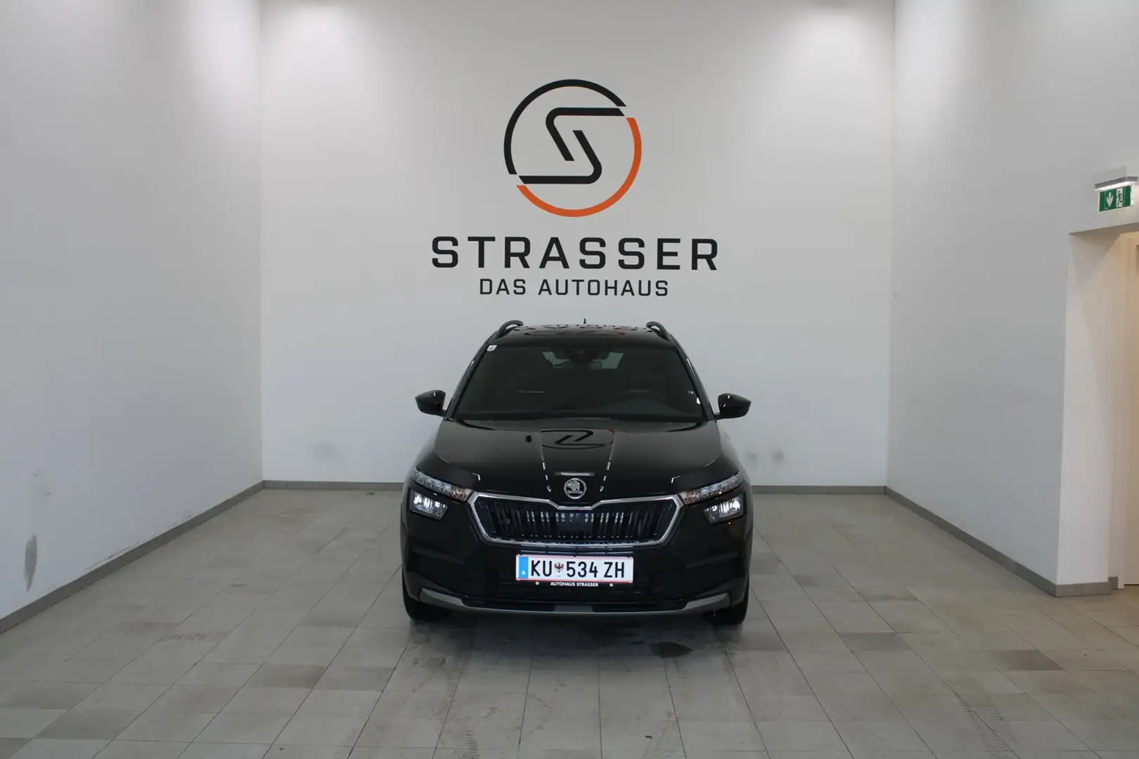 Skoda Kamiq Style TSI DSG Schwarz - 2