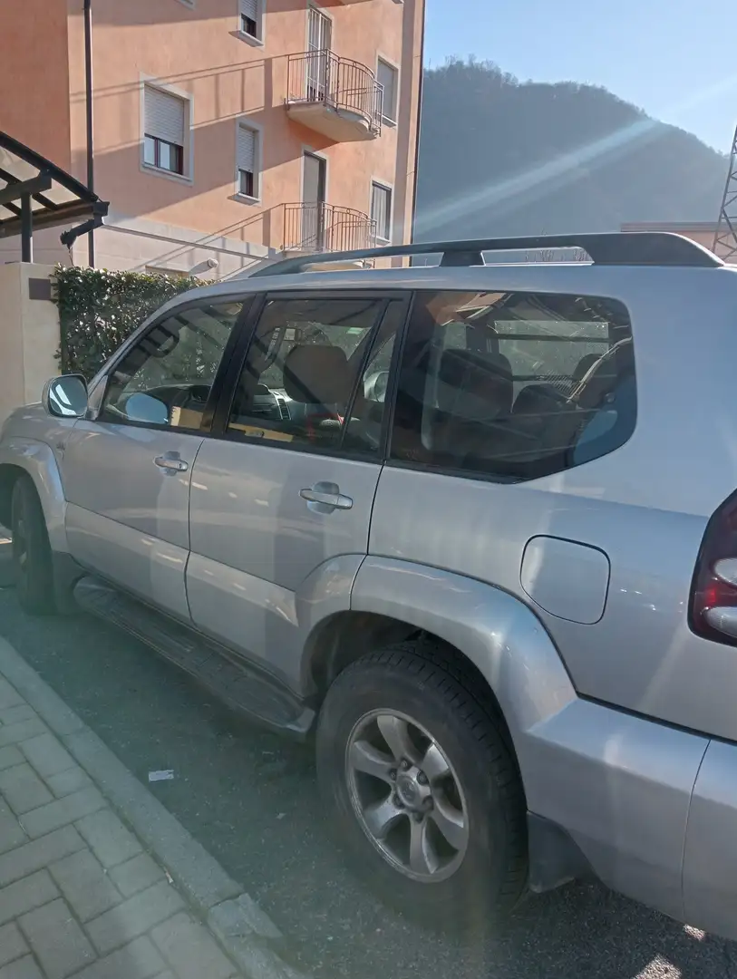 Toyota Land Cruiser Land Cruiser kdj120 5p 3.0 d4-d Sol Silver - 1