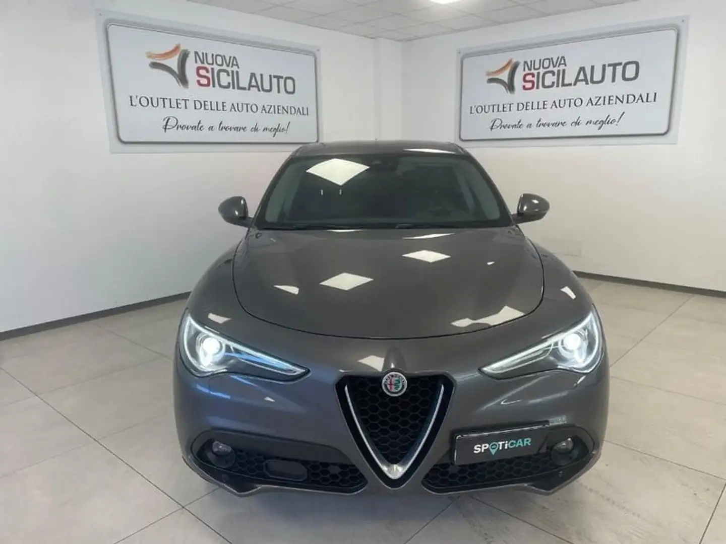 Alfa Romeo Stelvio 2017 2.2 t Executive Q4 210cv auto my19 Grigio - 1