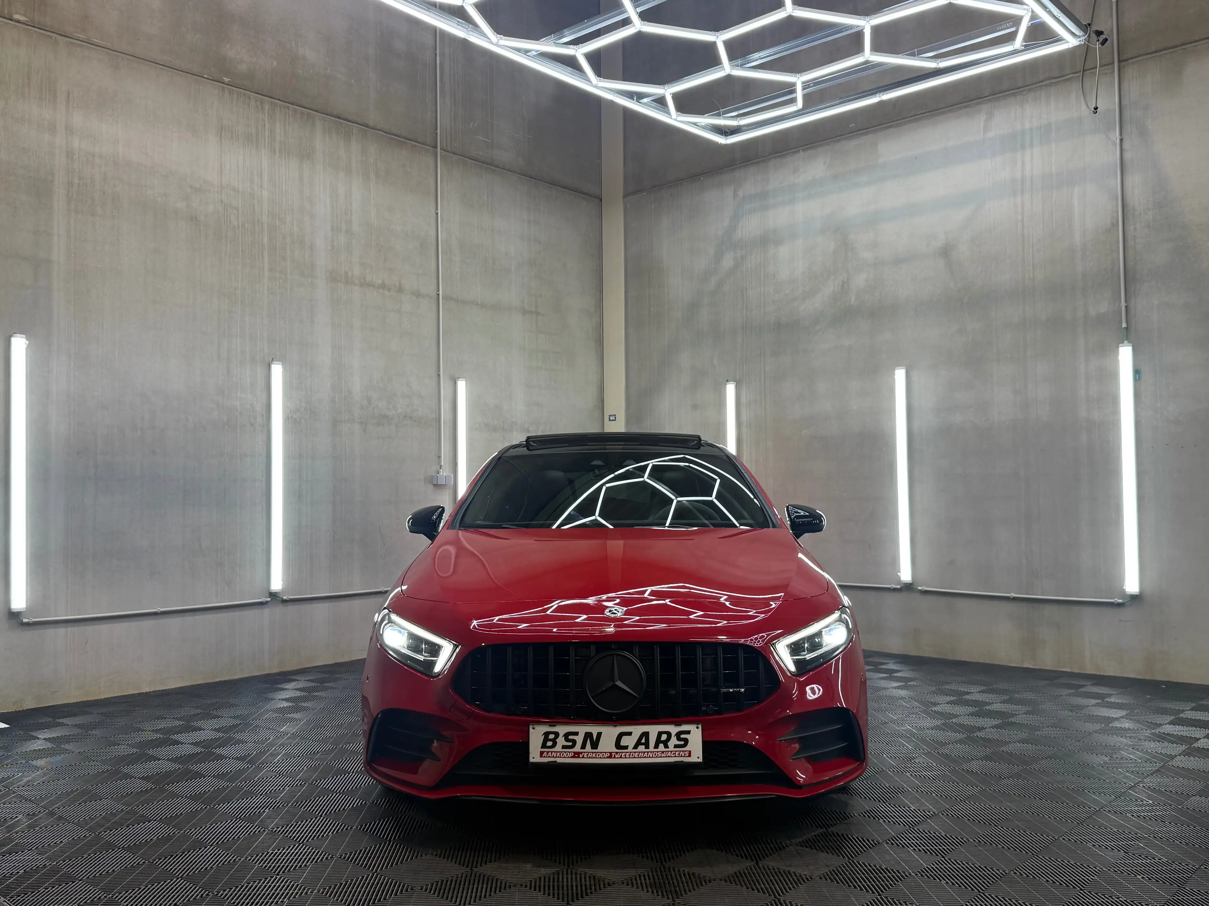 Mercedes-Benz A 180 /A35 LOOK/PANO/MEMORY/SFEER/CARPLAY/GARANTIE — photo 2