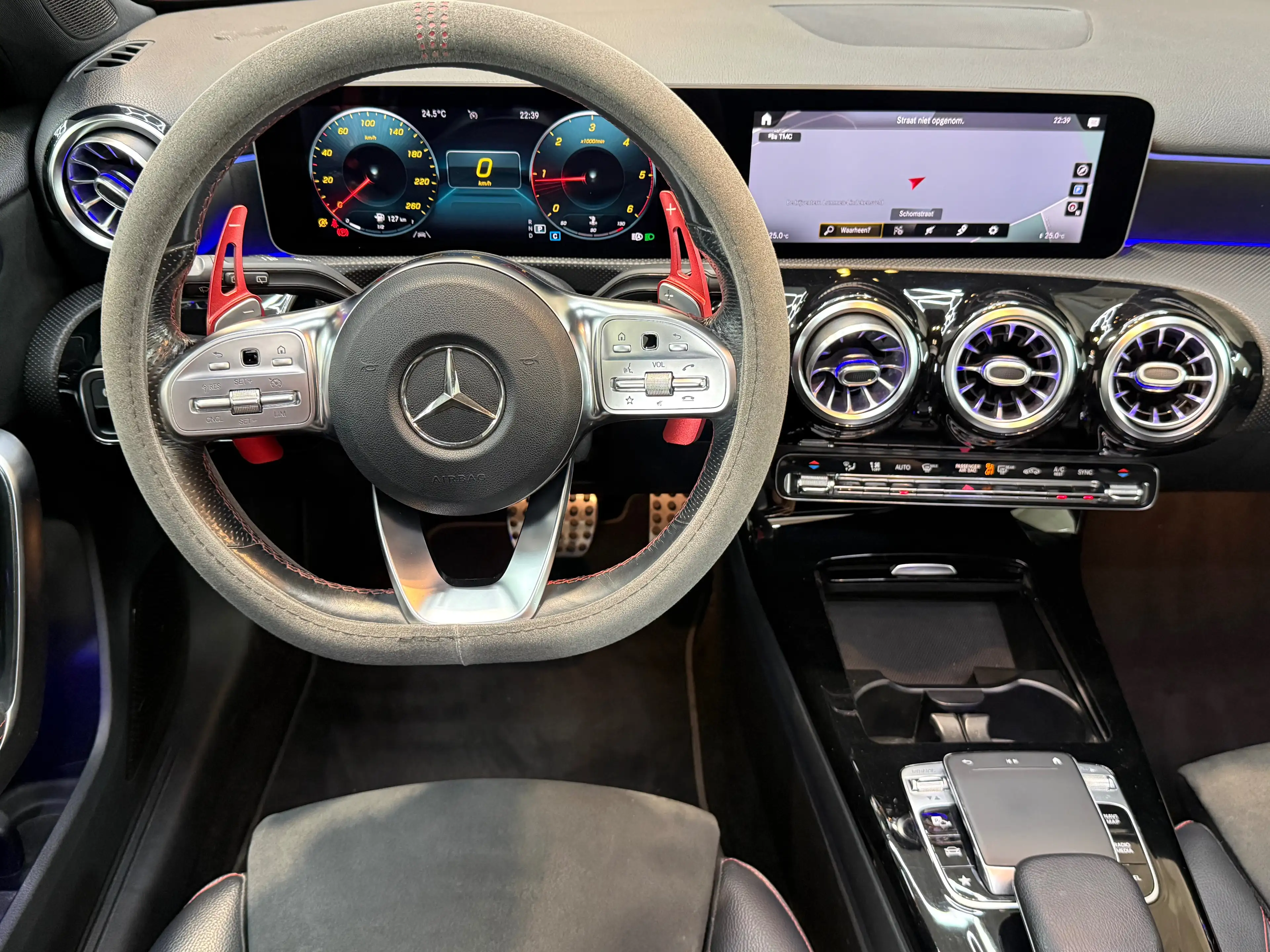 Mercedes-Benz A 180 /A35 LOOK/PANO/MEMORY/SFEER/CARPLAY/GARANTIE — photo 8