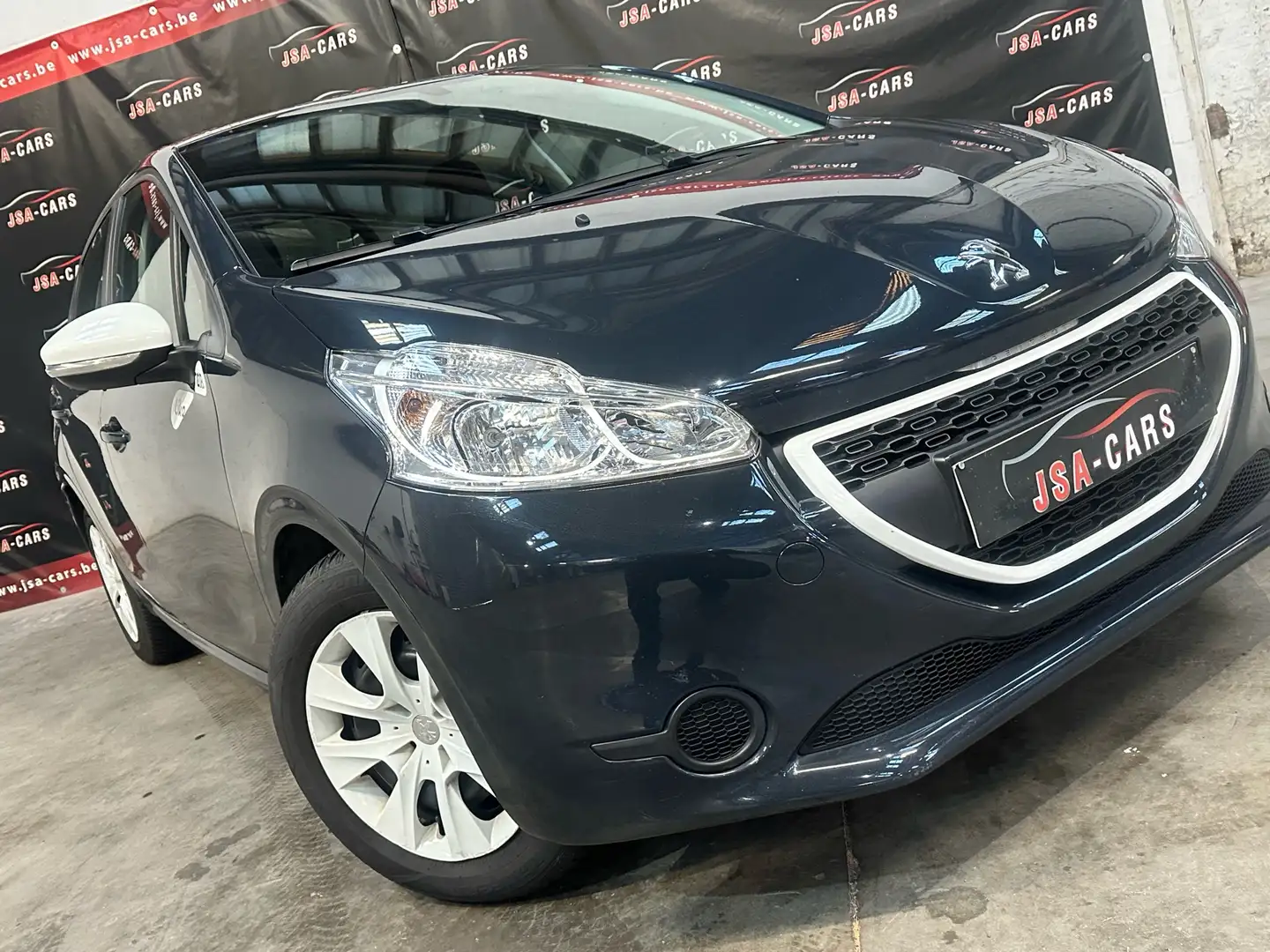 Peugeot 208 1.0i Like//111000Km//Warranty Grijs - 2