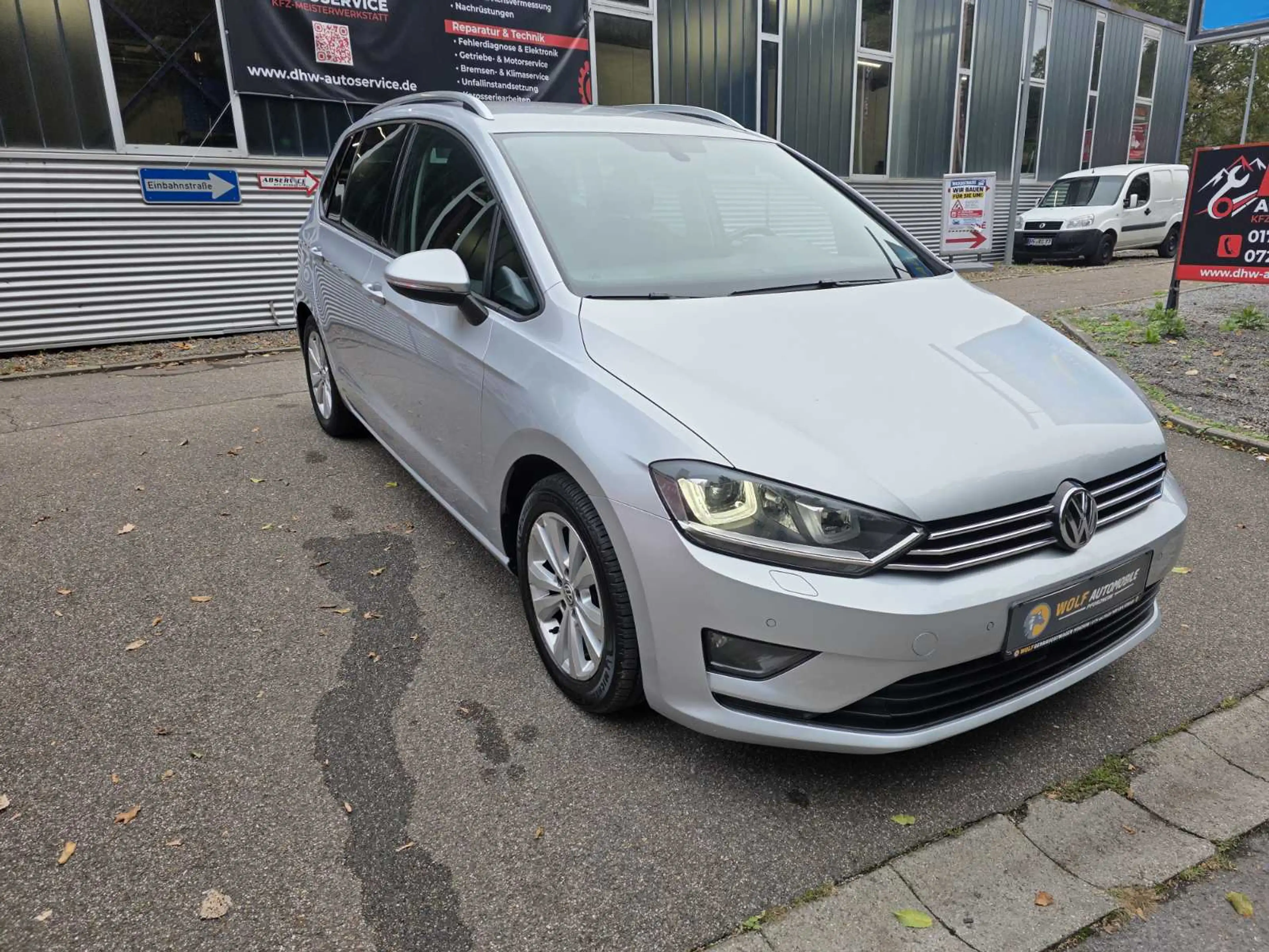 Volkswagen Golf Sportsvan Automatik Navi Klima Comfortline BMT Preis inkl Neu Tüv — photo 7