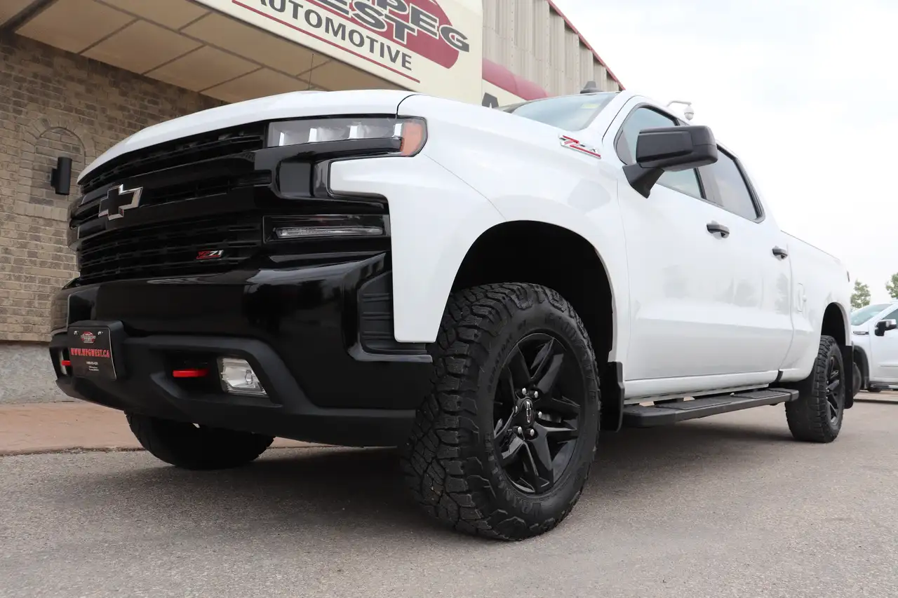 Chevrolet Silverado 1500 снимка Chevrolet Silverado 1500
