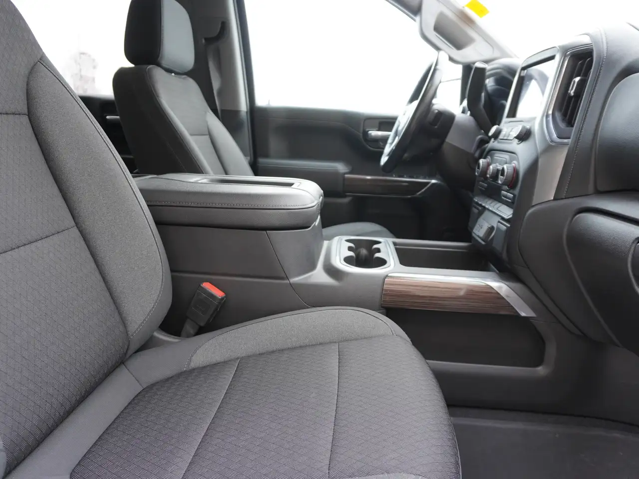 Chevrolet Silverado 1500 снимка Chevrolet Silverado 1500