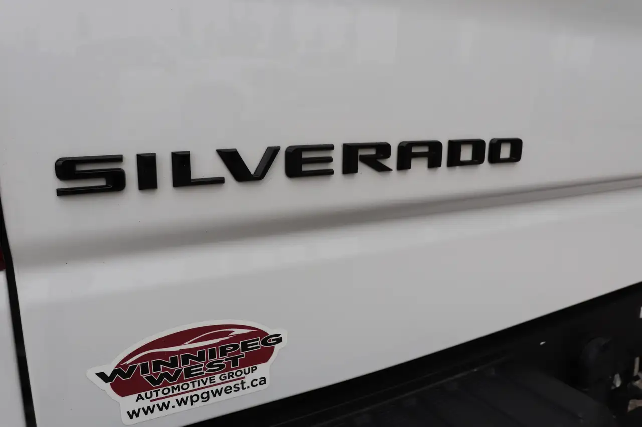 Chevrolet Silverado 1500 снимка Chevrolet Silverado 1500