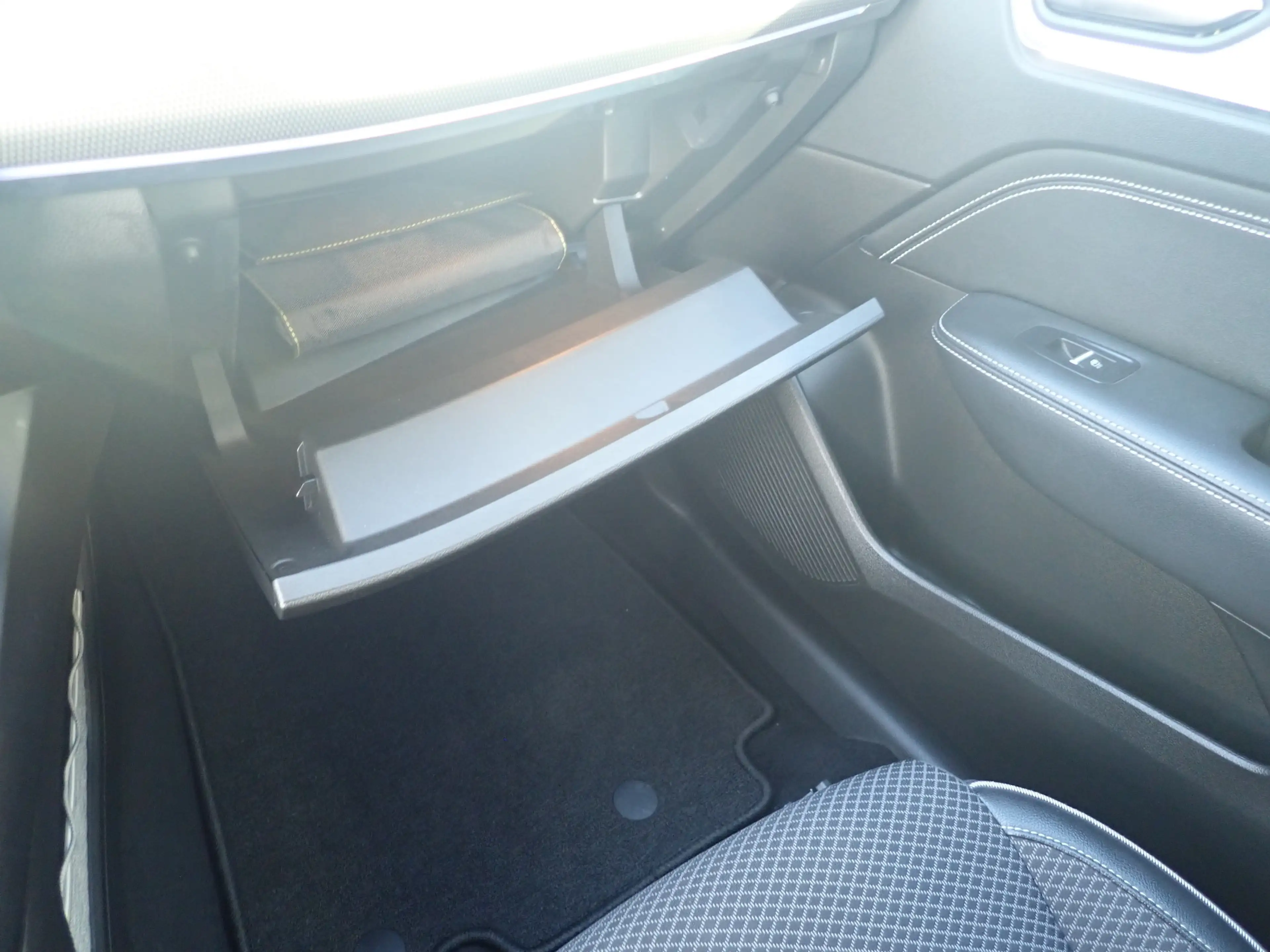 Renault Arkana INTENS TCe 140 EDC (M — photo 15