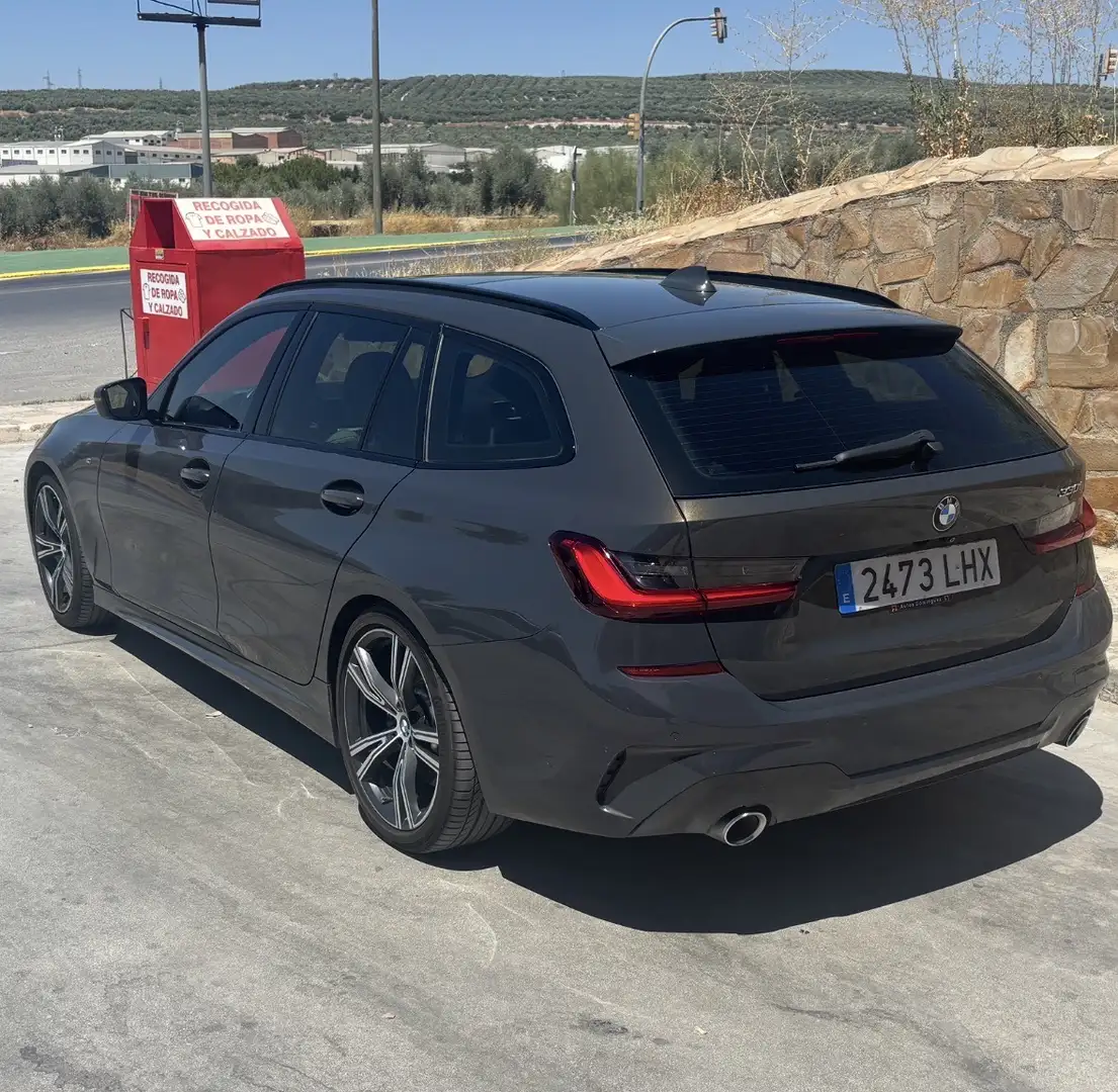 BMW 330 330iA xDrive Touring - 1