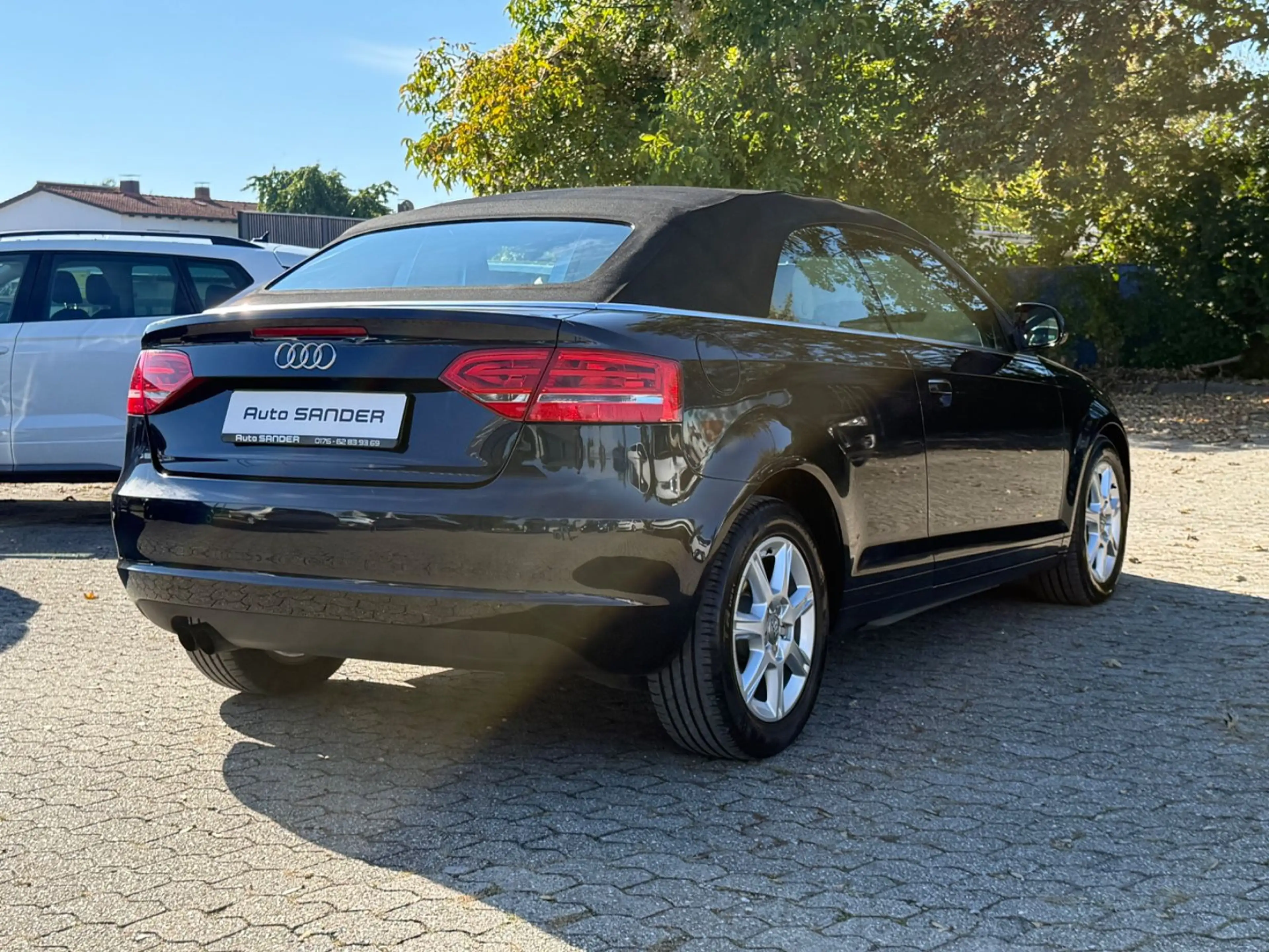 Audi A3 Cabriolet Tüv neu Leder SHZ — photo 4