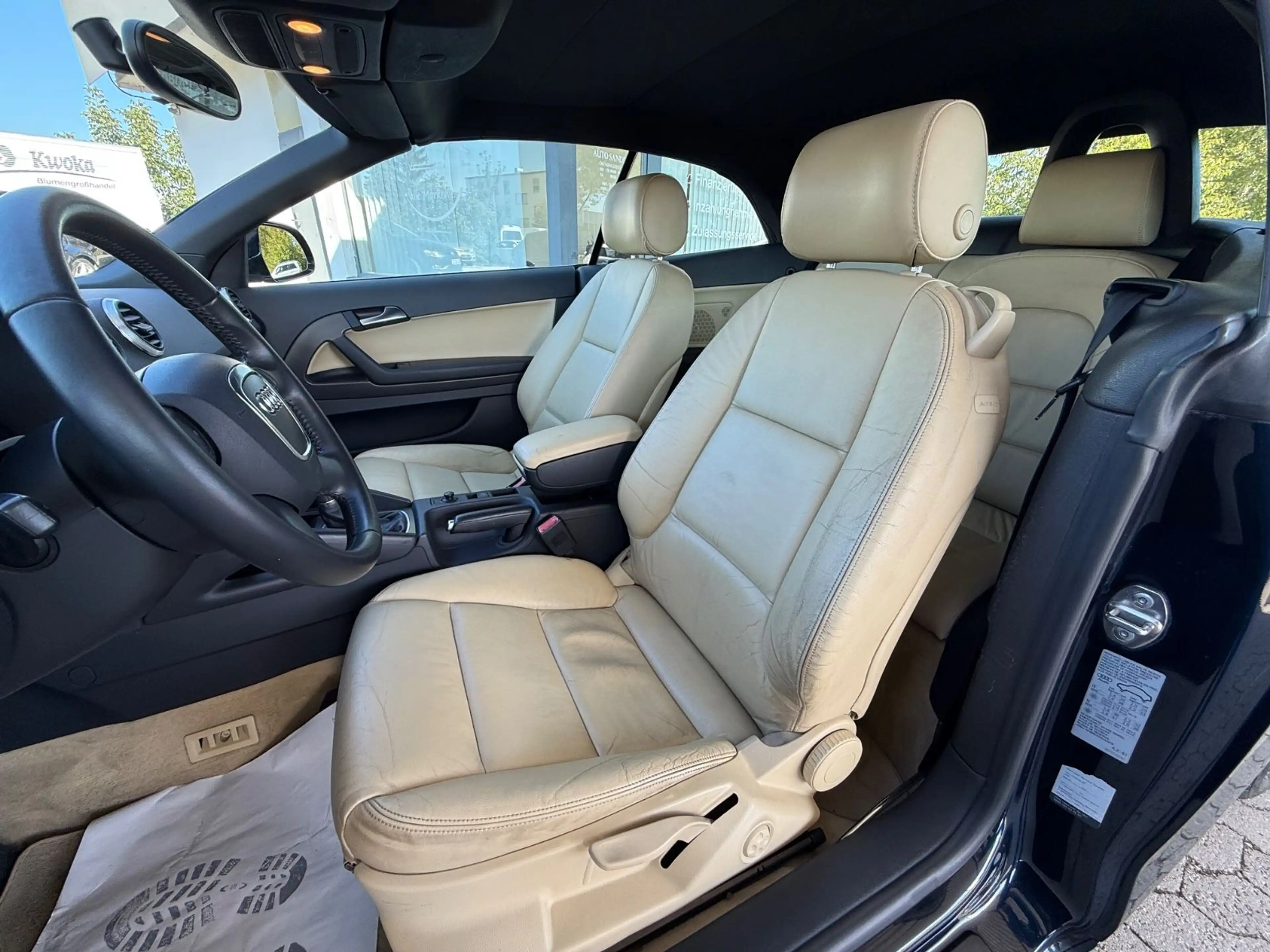 Audi A3 Cabriolet Tüv neu Leder SHZ — photo 8