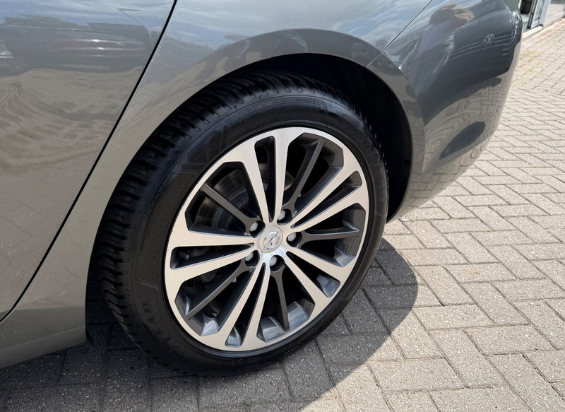 Opel Insignia B Grand Sport Dynamic — photo 14