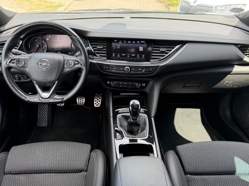 Opel Insignia B Grand Sport Dynamic — photo 8