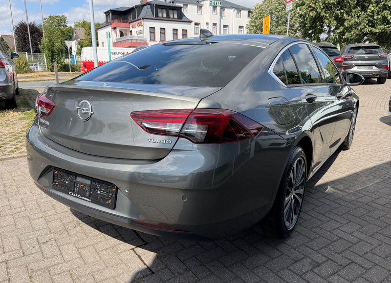 Opel Insignia B Grand Sport Dynamic — photo 3