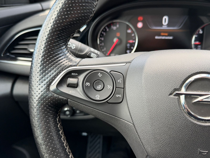Opel Insignia B Grand Sport Dynamic — photo 12
