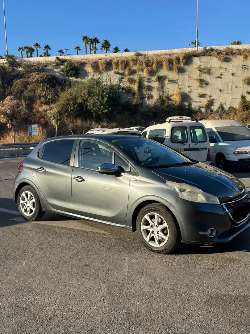Peugeot 208 82 VTI Style - 1