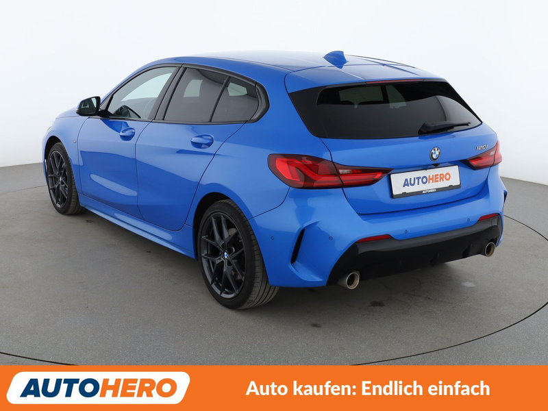 BMW 120 120i M Sport Aut.*NAV*HUD*LED*ACC*CAM*PDC*SHZ*ALU* — photo 4