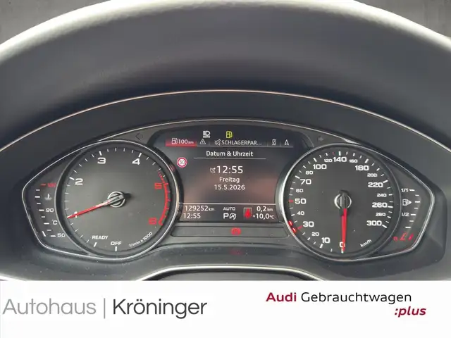 Audi A4 view 12