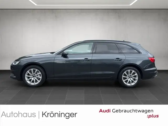 Audi A4 view 3