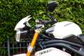 Triumph Speed Triple R 1050 ABS Weiß - thumbnail 24