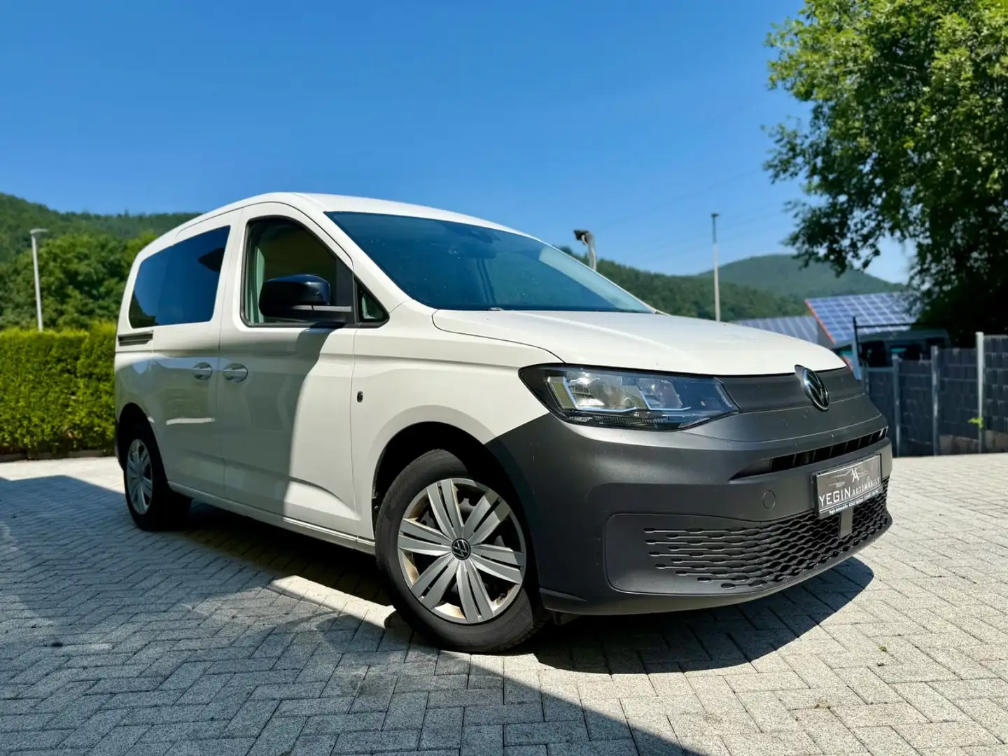 Volkswagen Caddy 2.0 TDI DSG Klima-Tempomat-PDC Blanc - 1