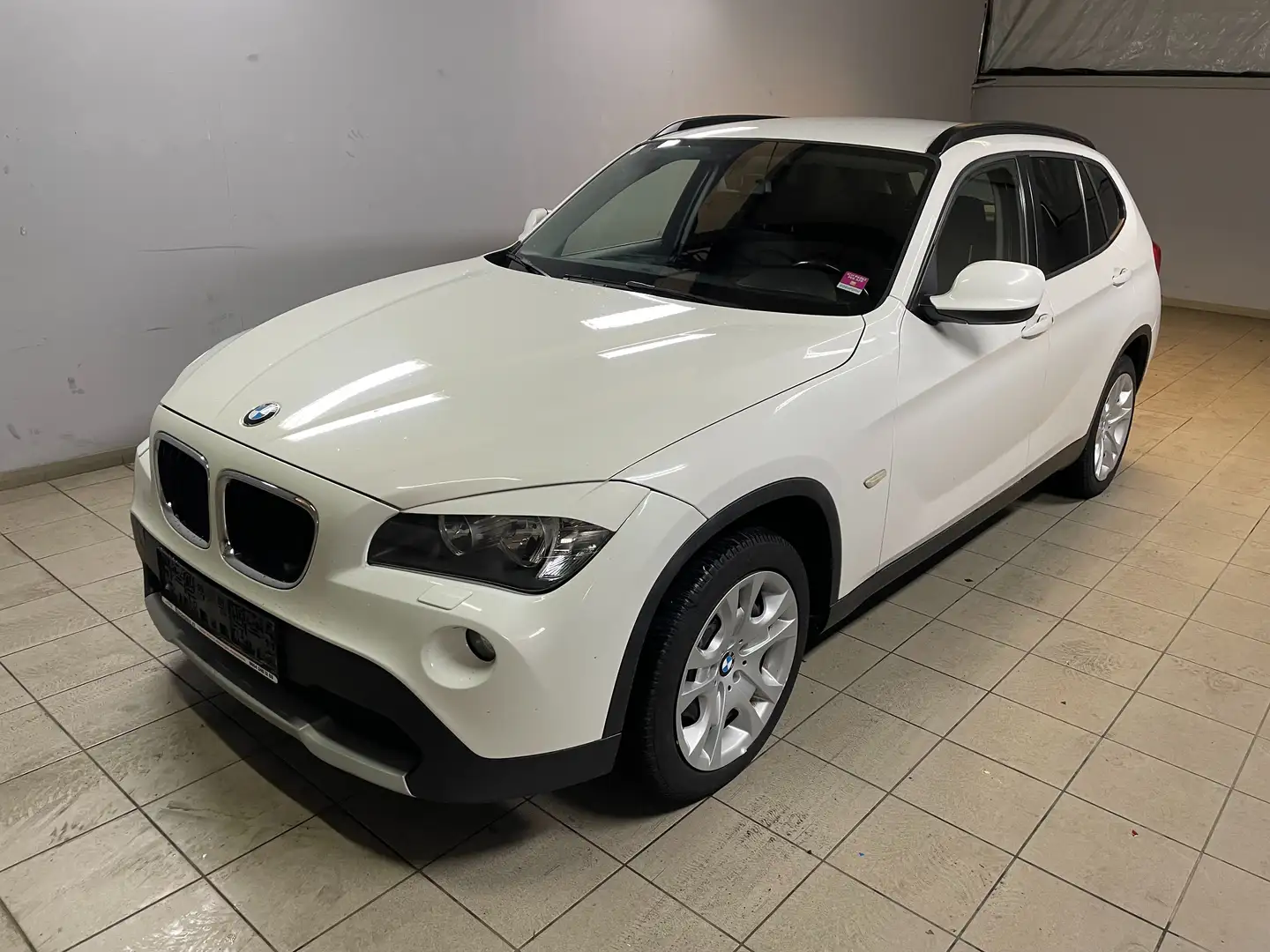 BMW X1 18 d sDrive | Kein TüV! Weiß - 1