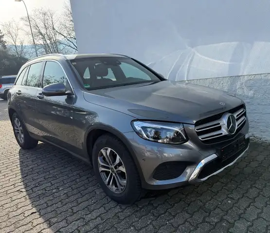 Mercedes-Benz GLC 350 d 4Matic Pano Navi LED Kamera
