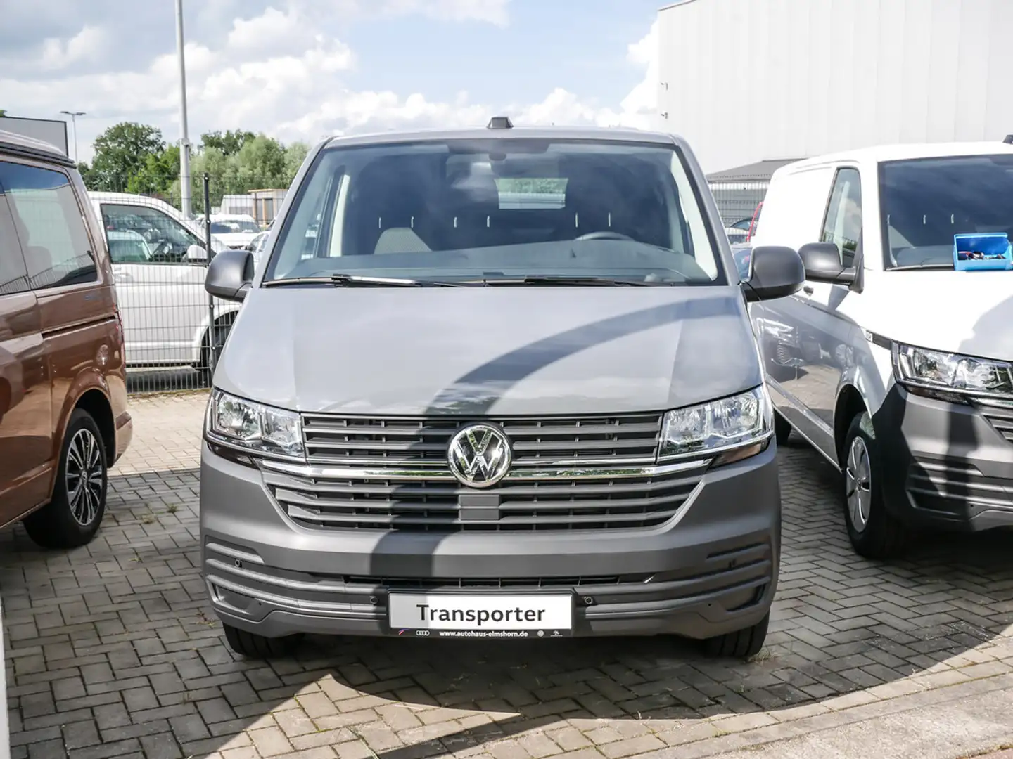 Volkswagen T6.1 Kasten 2.0 TDI inkl. Regalsystem Gris - 2