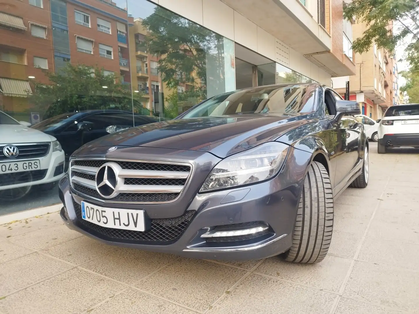 Mercedes-Benz CLS 250 250CDI BE Aut. Gris - 2